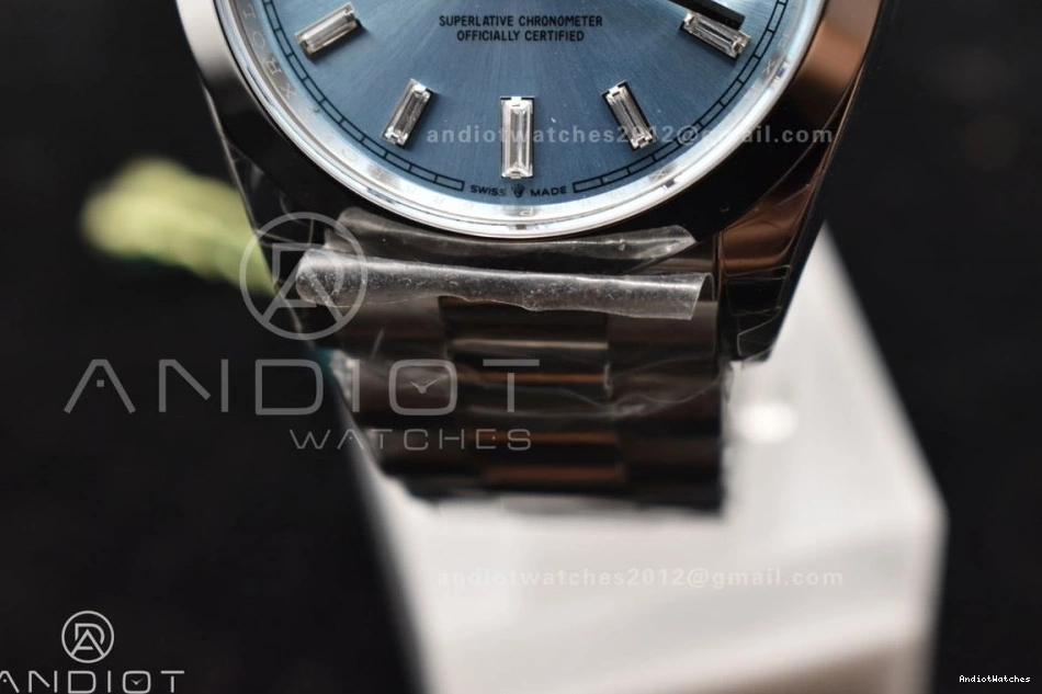 A 720 Weight On GSF Bracelet President Gain Blue Iced 40 TimelessDesign DayDate Crystal Dial SS 0110